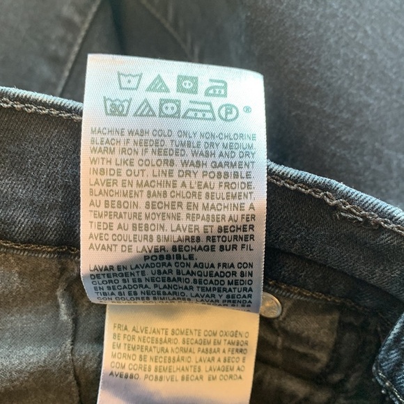 Levi’s Perfectly Slimming 512 Black Skinny Jeans • Sz 6M - Picture 11 of 12